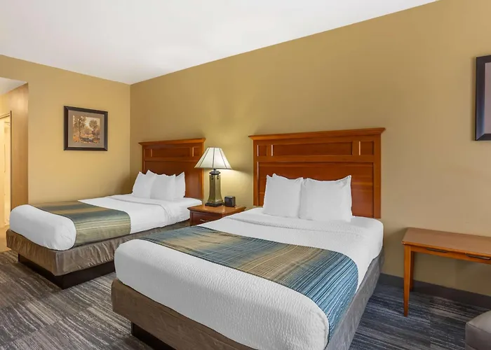 Best Western Plus University Park Inn & Suites