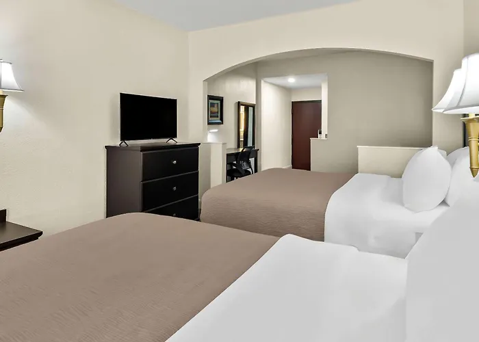 Quality Inn And Suites Lafayette