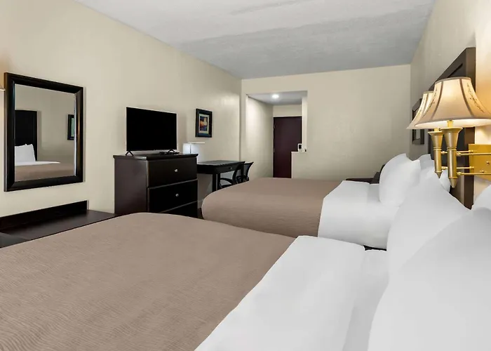 Quality Inn And Suites Lafayette