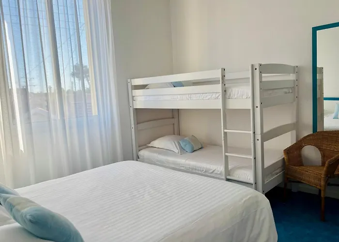 Hotel Orange Marine
