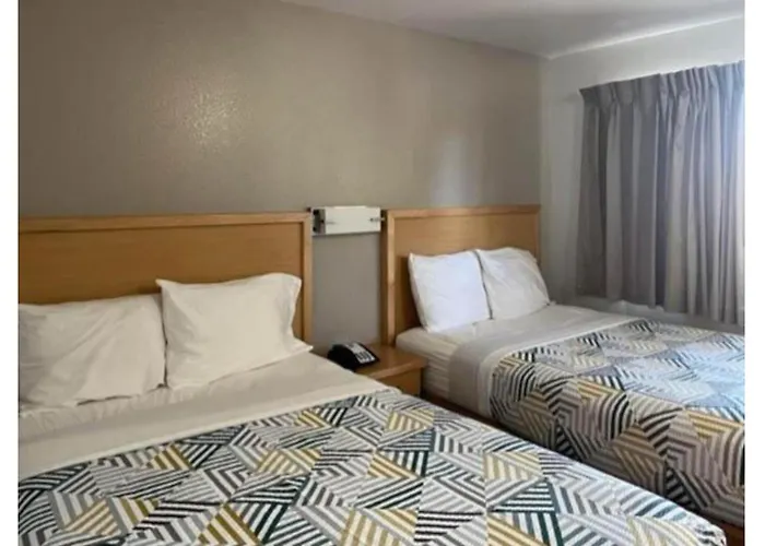 Riviera Beach Cheap Hotels