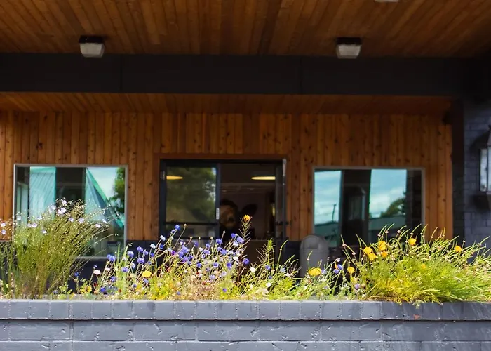 The Tillamook Inn