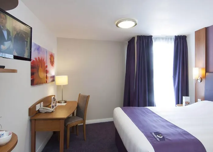 Dundee East Premier Travel Inn