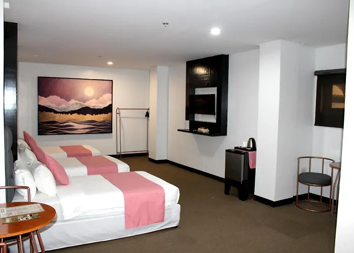 Dancenter Boss Hotel Angeles