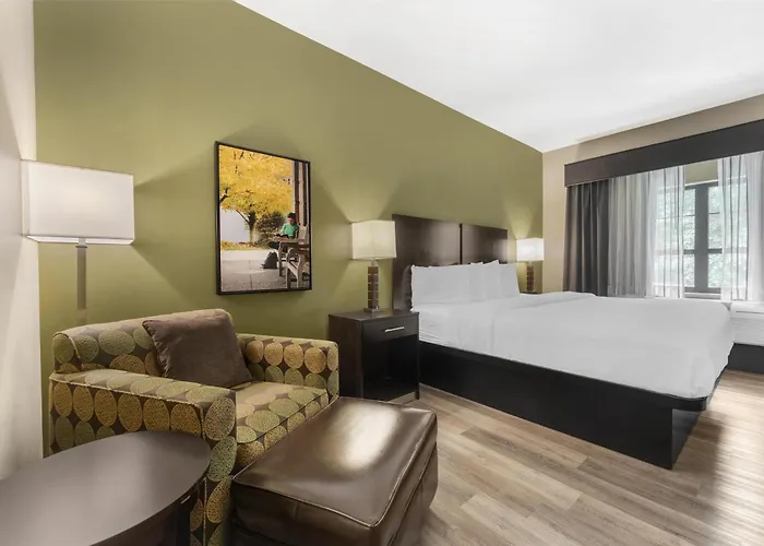 Best Western Plus Franciscan Square Inn & Suites Steubenville