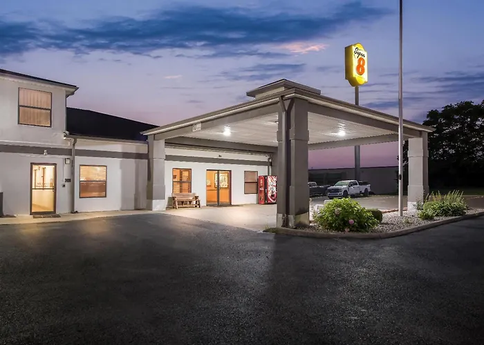 Super 8 By Wyndham Bellefontaine