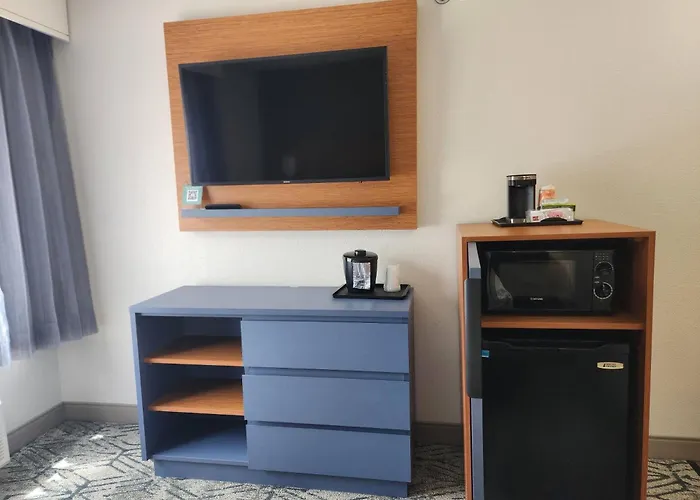 Country Inn & Suites By Radisson, Dahlgren-King George, Va