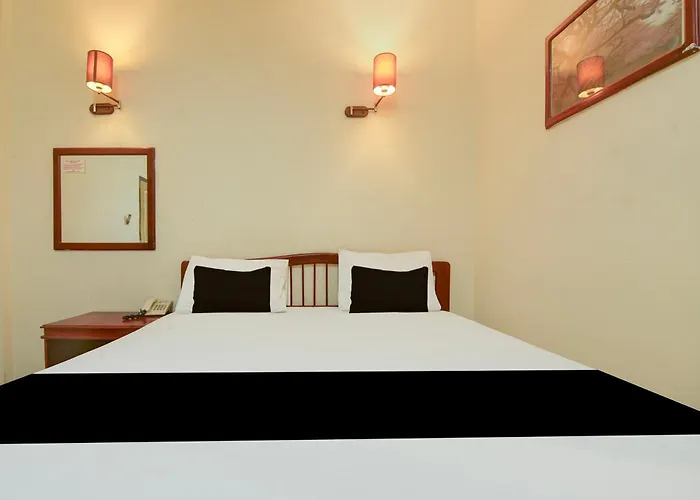 Hotel O Makassar Near Pantai Losari Formerly Hotel Tiara Sari