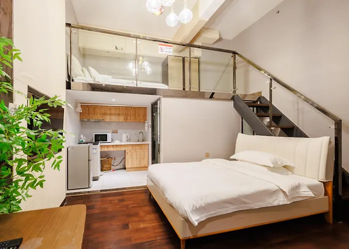 Seeu Designer Apartment - Qiaoxiang Metro, Futian Shenzhen