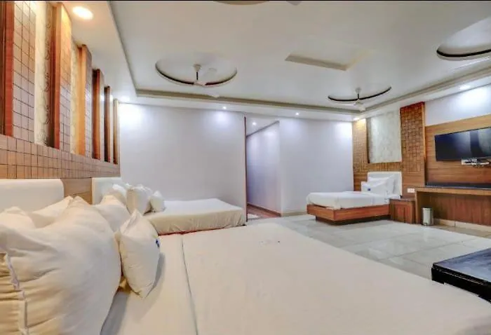 Pushap Villa Katra