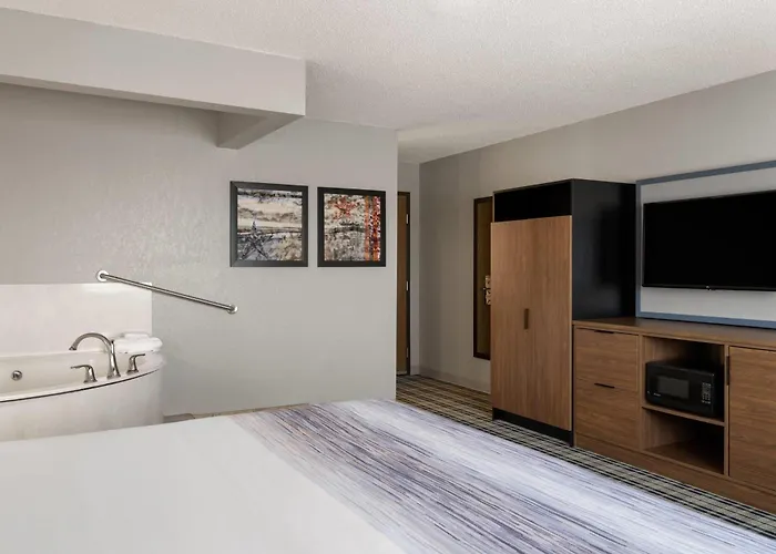 Americinn By Wyndham Alexandria