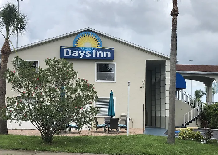 Days Inn By Wyndham Bradenton I-75