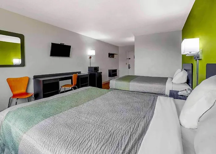 Travelodge By Wyndham Vernon Ct