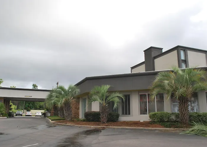 Wyndham Garden Summerville
