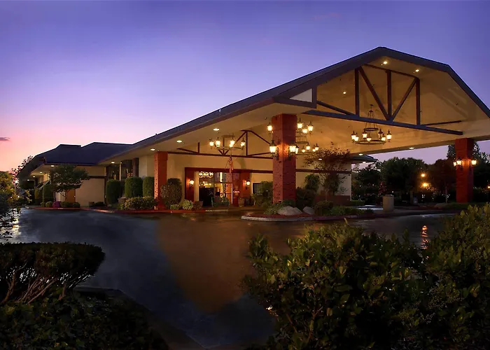 University Square Hotel