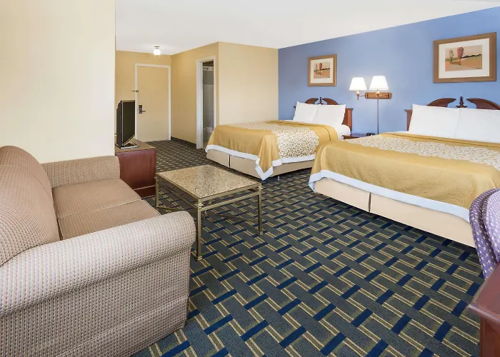 Days Inn By Wyndham Plymouth