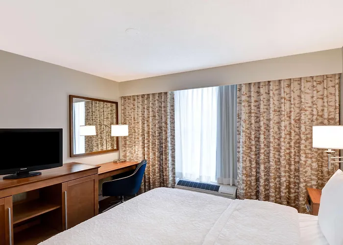 Hampton Inn State College