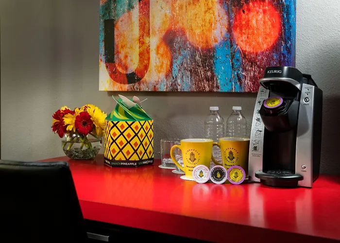 Staypineapple, Hotel Five, Downtown Seattle