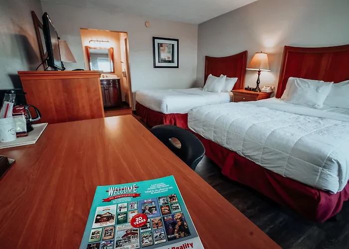 Lamplighter Inn And Suites - North