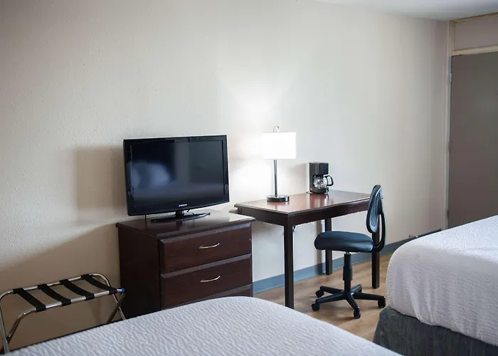 Days Inn By Wyndham Waynesboro