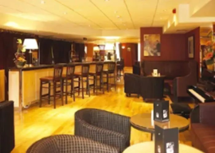 Pery'S Hotel