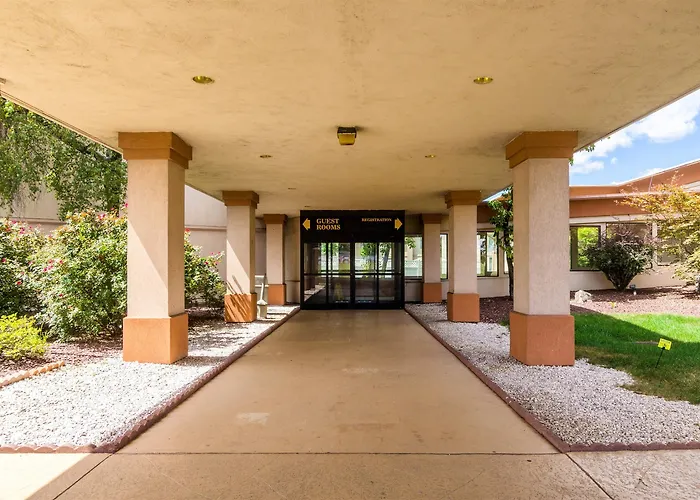 Econo Lodge Inn & Suites Chambersburg Central