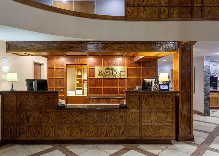 Baymont By Wyndham Elkhart