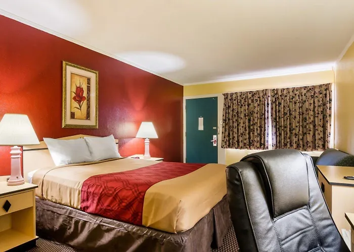 Econo Lodge Topeka