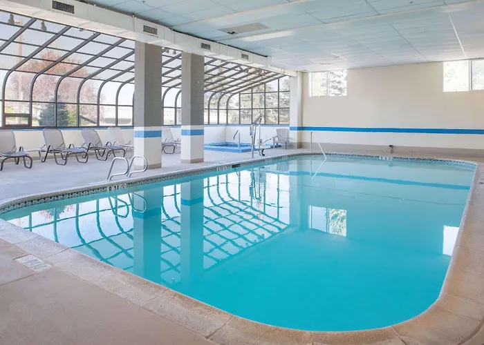 Ramada By Wyndham Downtown Spokane