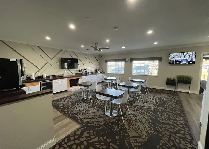 Bridgepointe Advantage By Bphotels