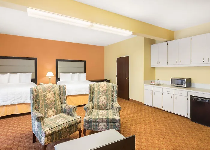 Baymont By Wyndham Fayetteville