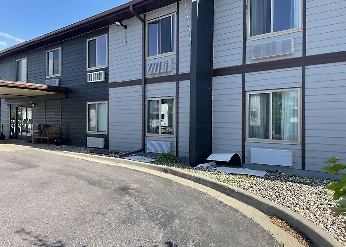 Red Roof Inn & Suites Tomah