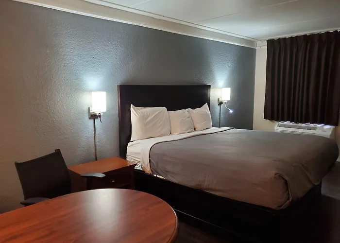 Budget Host Inn- Medical Center