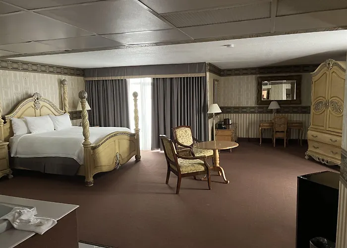 Travelodge By Wyndham Niagara Falls Fallsview