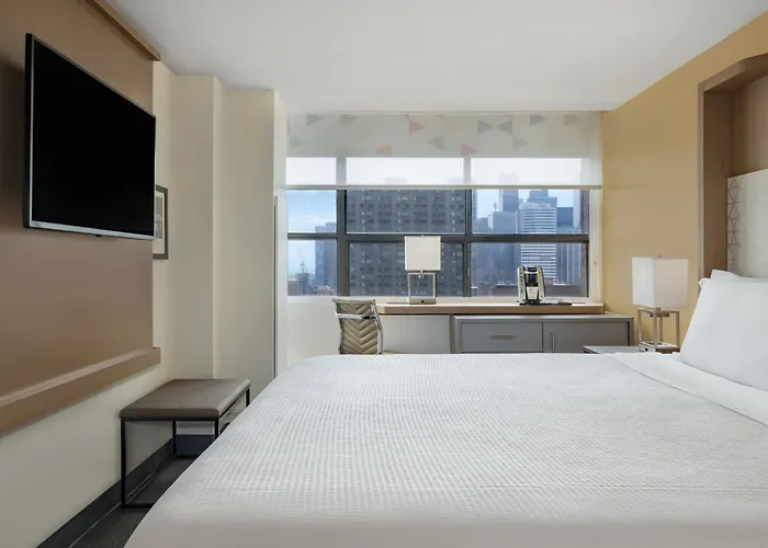 Holiday Inn Toronto Downtown Centre By Ihg