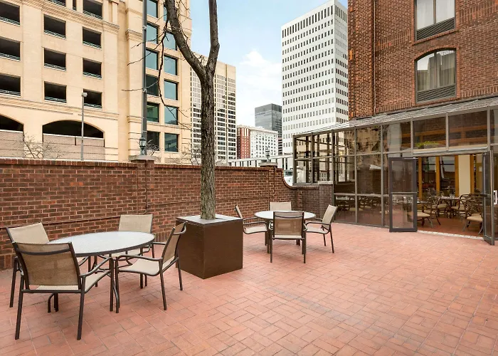 Days Inn By Wyndham Baltimore Inner Harbor