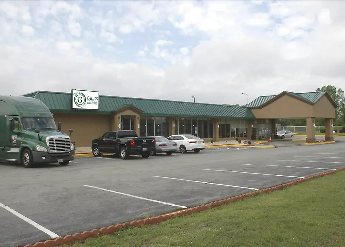 Reidsville Inn & Suites