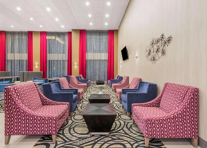 La Quinta By Wyndham Aberdeen-Apg