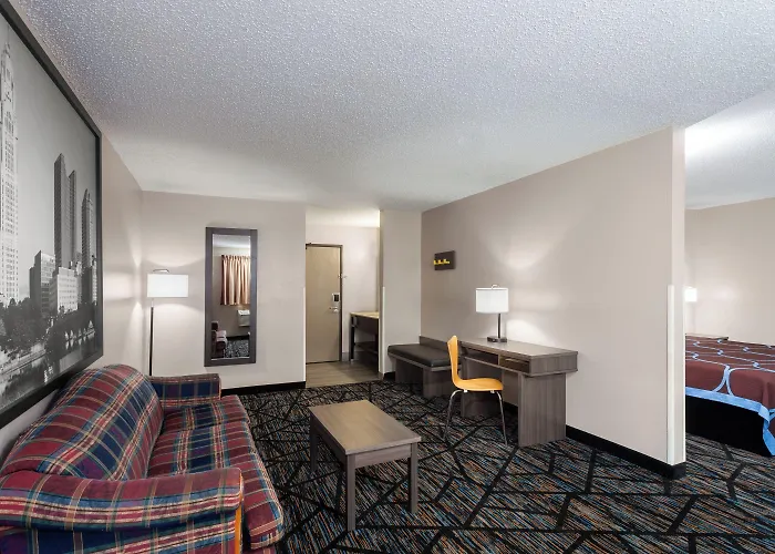 Super 8 By Wyndham Mt. Vernon
