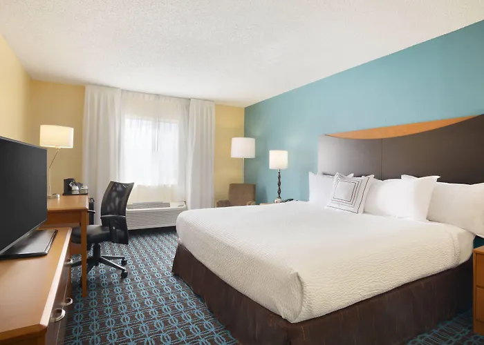 Fairfield Inn & Suites By Marriott Dallas Plano West