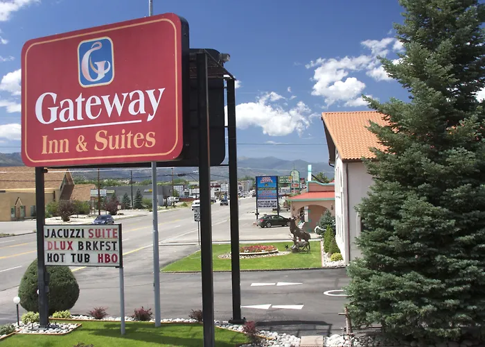 Gateway Inn And Suites