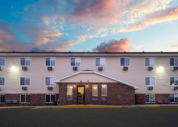 Clinton Cheap Hotels