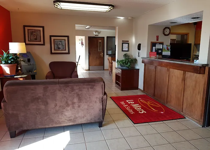 Le Mars Inn And Suites