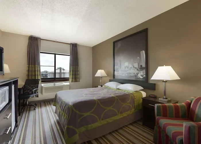 Super 8 By Wyndham Bridgeview/Chicago Area