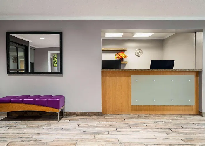La Quinta By Wyndham Chicago Tinley Park