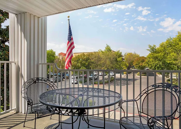 Best Western Clovis Cole