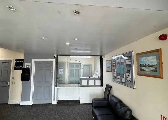 Sea Side Hotel