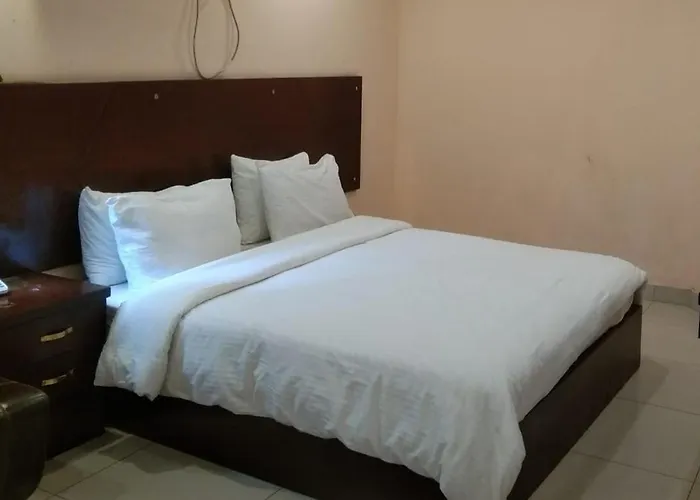Karachi Elet Business Hotel