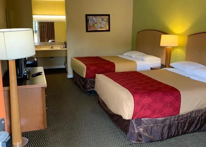 Amerivu Inn & Suites - Gilbertsville