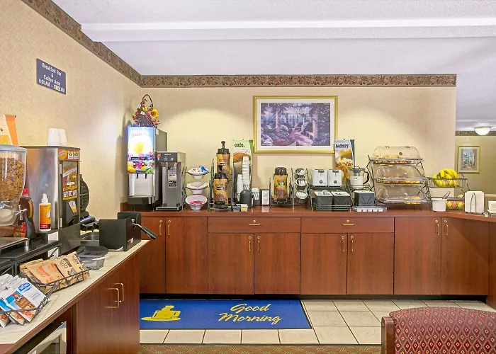 Microtel Inn & Suites By Wyndham Burlington